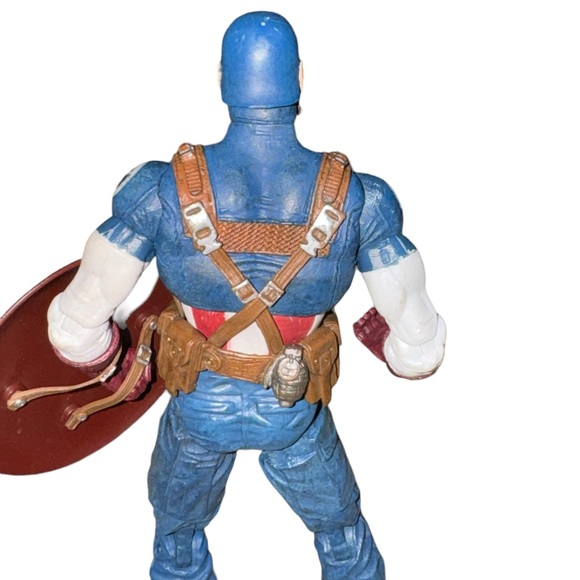 Marvel Select Ultimate Captain America | Diamond Select | Loose Action Figure - Picture 15 of 15